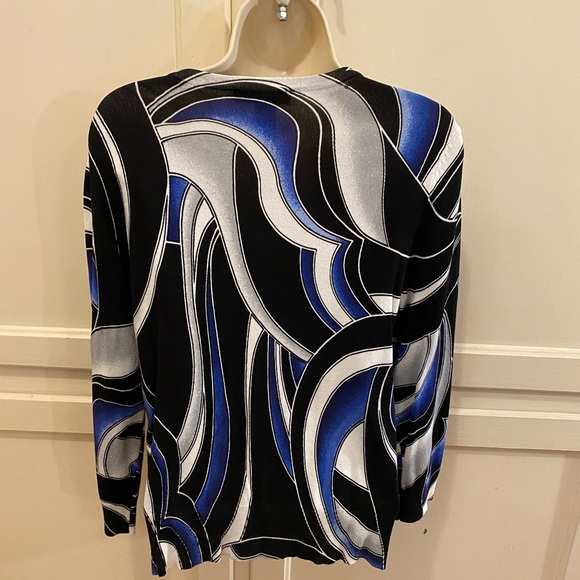 WHBM Blue Whit & Black Sweater - Picture 5 of 6